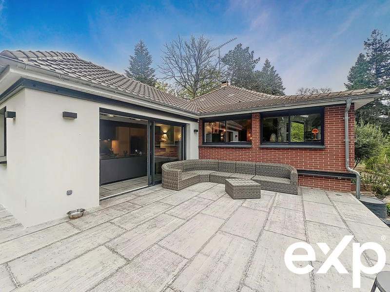 Maison - 186 m² - 7 pièces