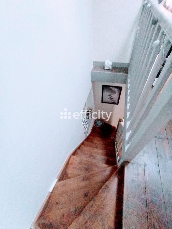 Maison - 100 m² - 6 pièces