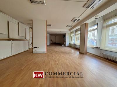 Local commercial - 174 m²