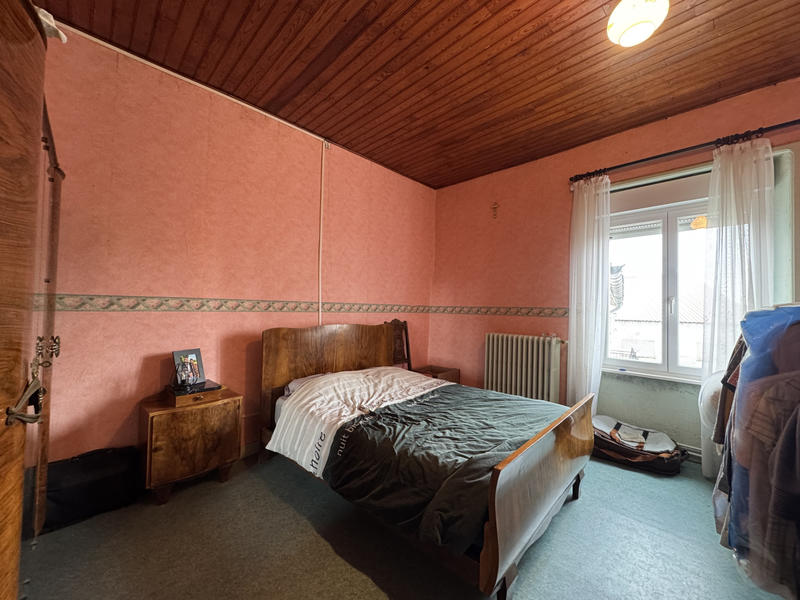 Maison - 260 m² - 10 pièces