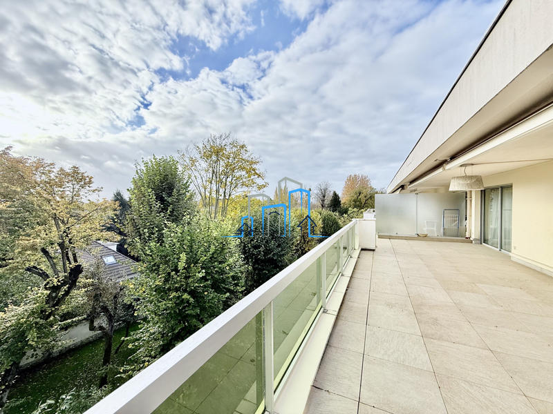 Appartement - 138 m² - 3 pièces