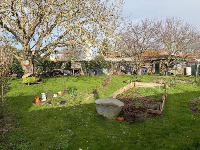 Maison - 150 m² - 4 pièces