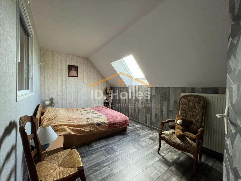 Maison - 161 m² - 9 pièces