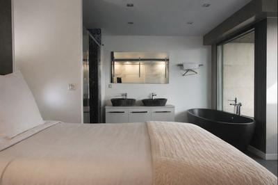 Appartement - 213 m² - 6 pièces