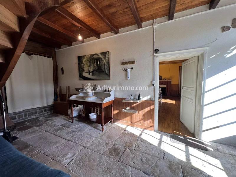 Maison - 259 m² - 7 pièces