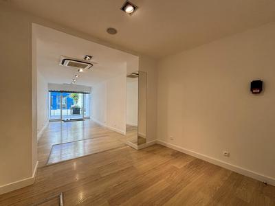 Local commercial - 90 m²