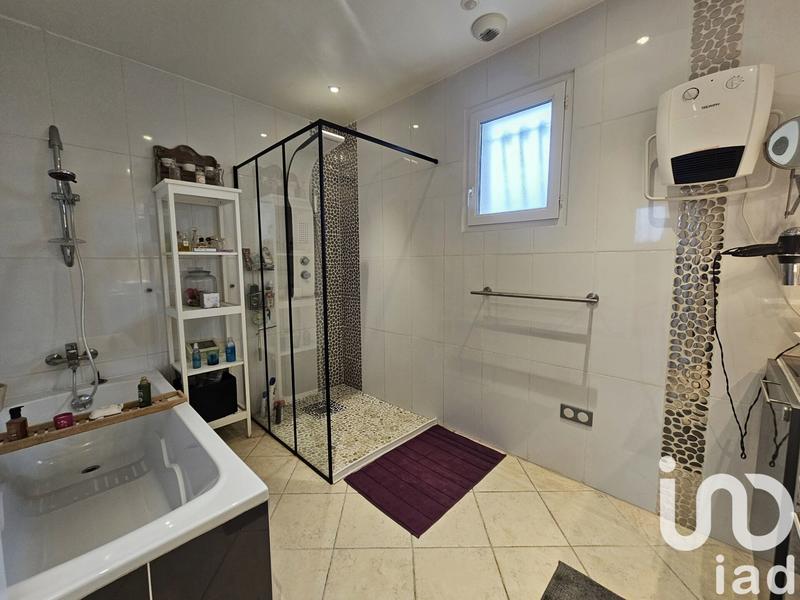 Maison - 167 m² - 7 pièces