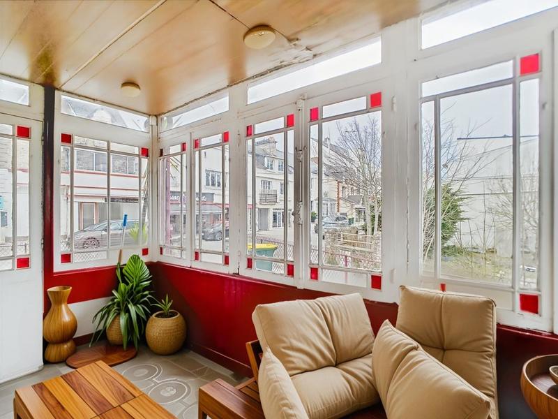 Maison - 94 m² - 5 pièces