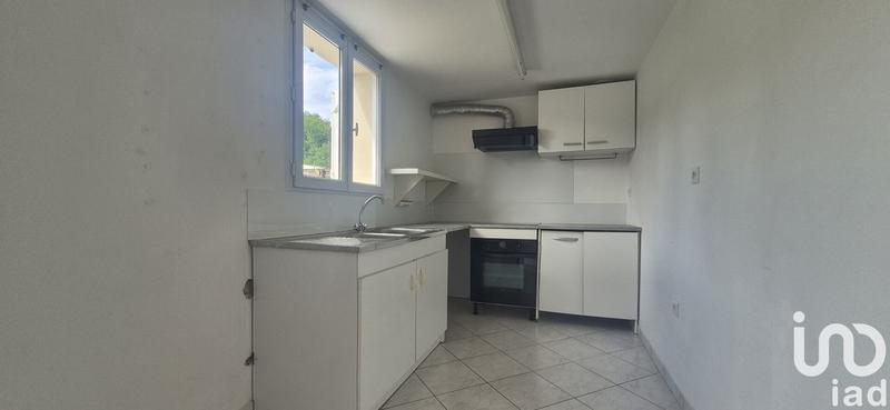 Maison - 230 m² - 3 pièces