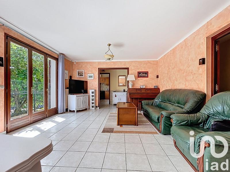 Maison - 180 m² - 8 pièces