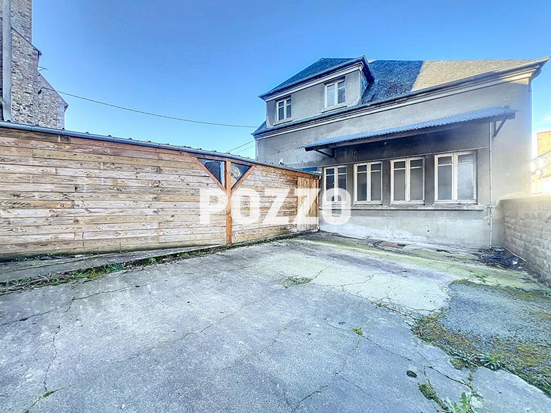 Immeuble - 245 m² - 5 pièces