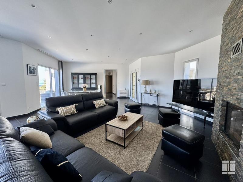 Villa - 185 m² - 5 pièces