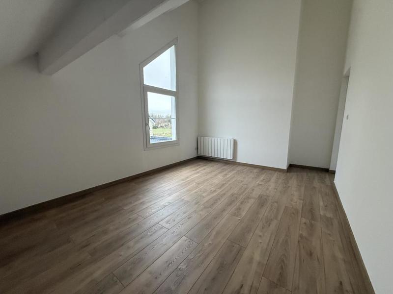 Pavillon - 153 m² - 8 pièces