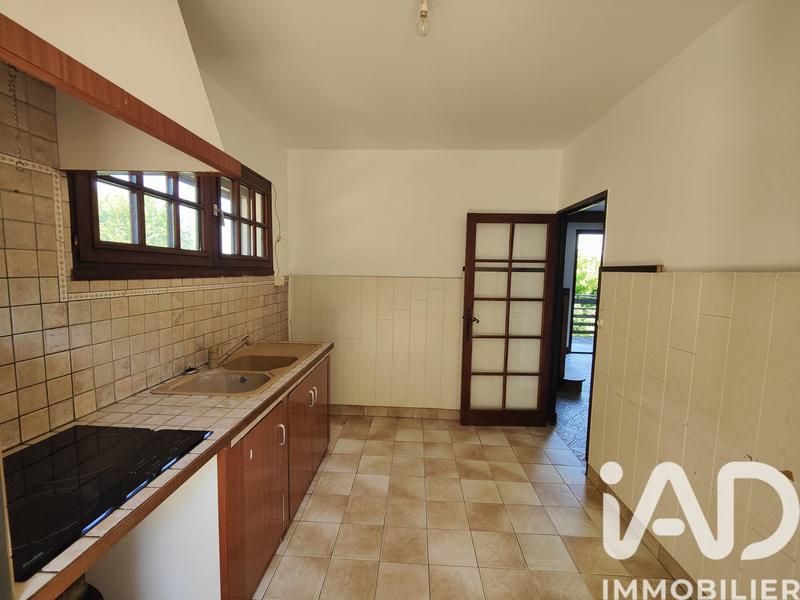 Maison - 121 m² - 6 pièces