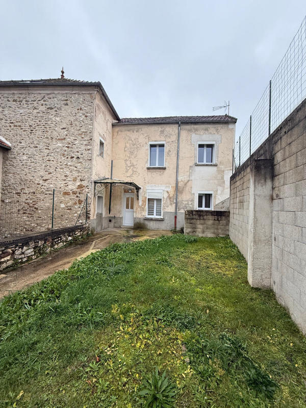 Maison - 120 m² - 6 pièces