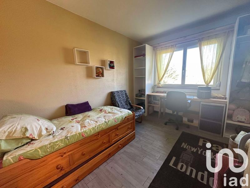 Maison - 200 m² - 8 pièces