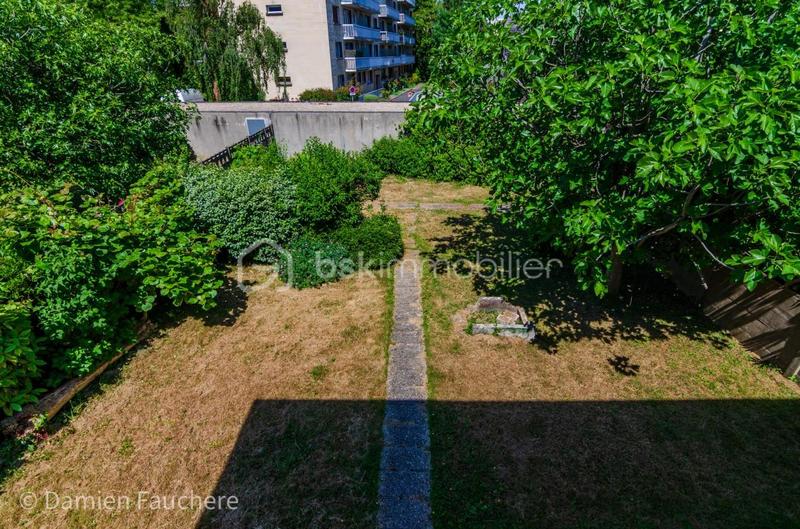 Maison - 104 m² - 5 pièces