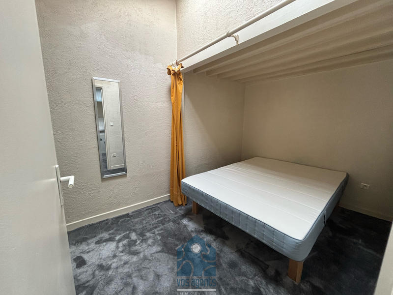 Immeuble - 120 m² - 2 pièces