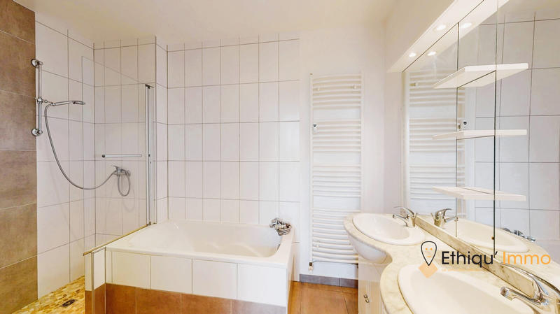 Appartement - 78 m² - 3 pièces