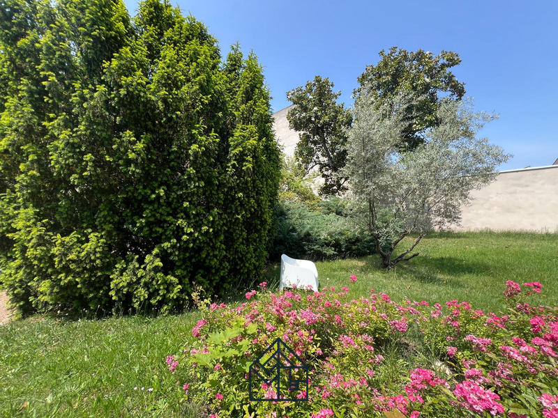 Appartement - 235 m² - 5 pièces