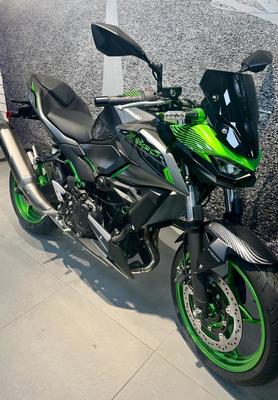 Kawasaki Z500 se Sugomi Performance 500