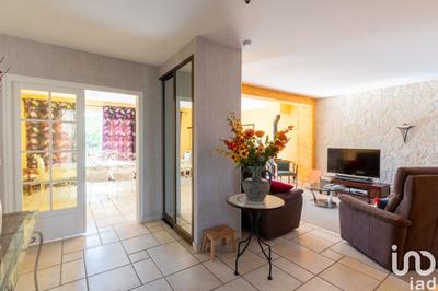 Maison - 210 m² - 6 pièces