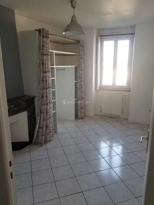 Appartement - 63 m² - 4 pièces