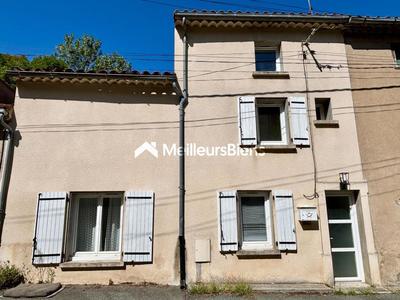 Maison de village - 97 m² - 6 pièces