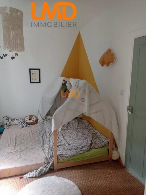 Maison - 180 m² - 9 pièces