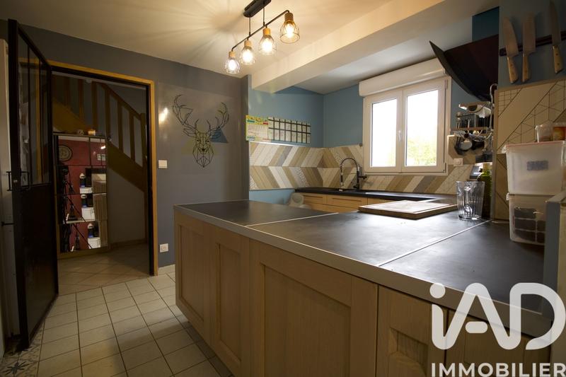 Maison - 143 m² - 8 pièces