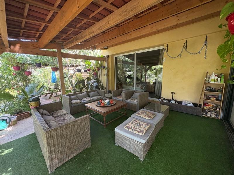 Maison - 120 m² - 2 pièces