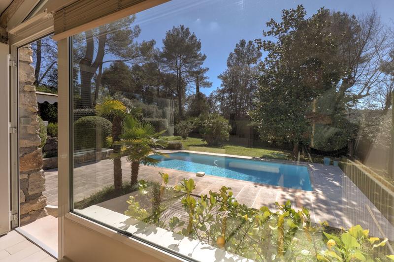 Maison - 147 m² - 5 pièces