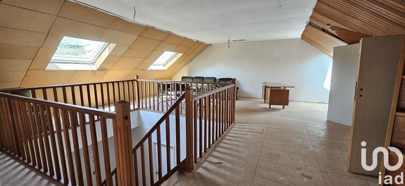 Maison - 243 m² - 9 pièces