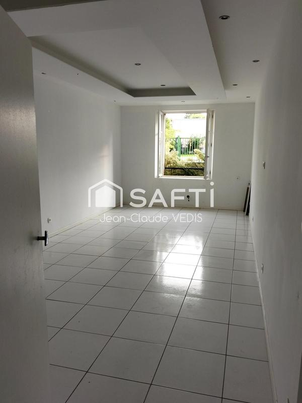 Maison - 90 m² - 4 pièces