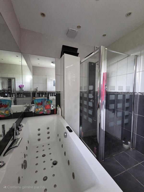 Maison - 164 m² - 8 pièces