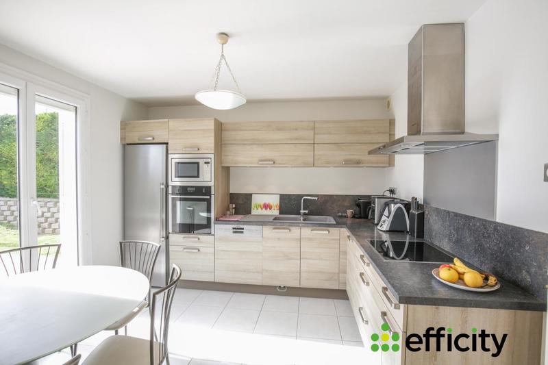 Pavillon - 147 m² - 8 pièces