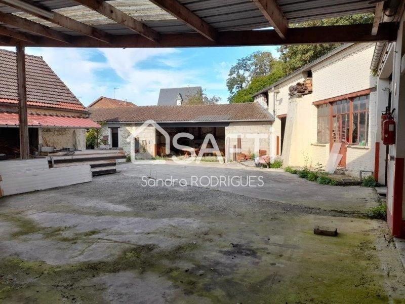 Maison - 295 m² - 9 pièces