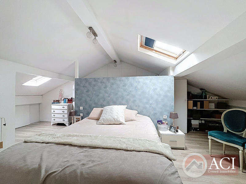 Maison - 185 m² - 6 pièces