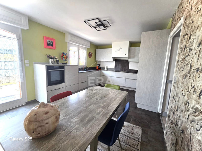 Maison - 158 m² - 7 pièces