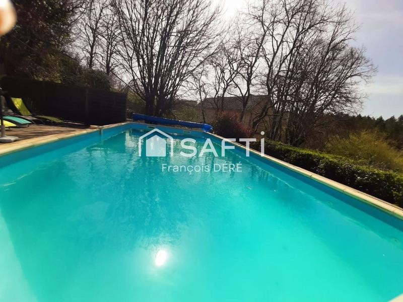 Maison - 238 m² - 9 pièces