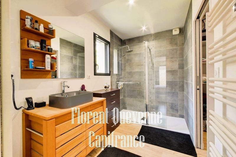 Maison - 180 m² - 6 pièces