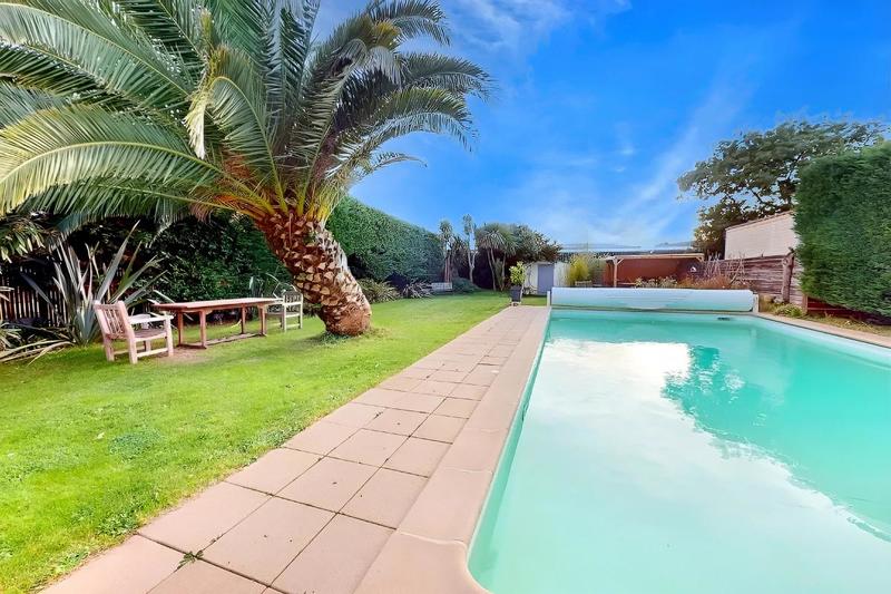 Pavillon - 118 m² - 6 pièces