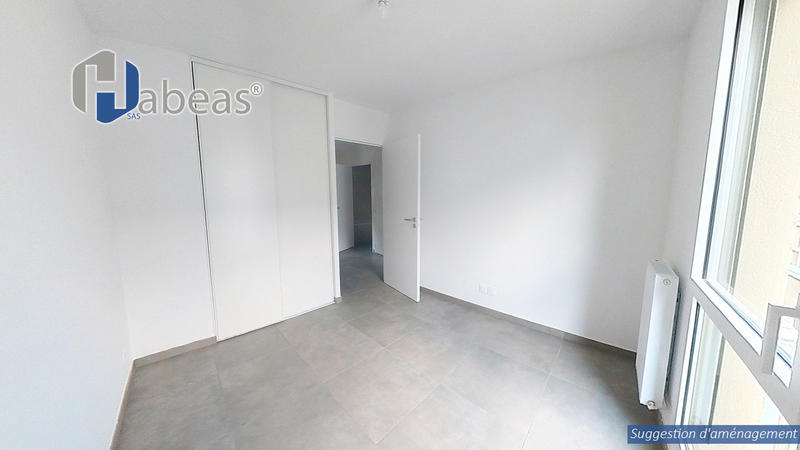 Appartement - 102 m² - 4 pièces