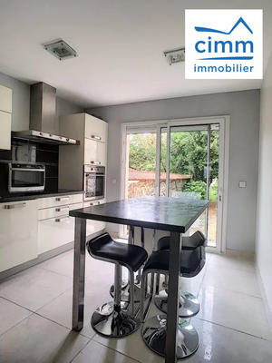 Maison - 74 m² - 4 pièces