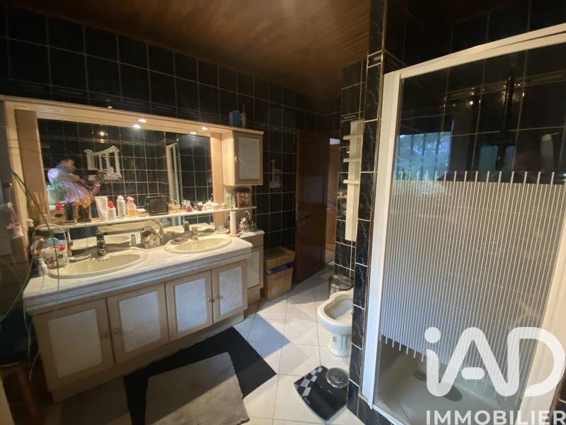 Maison - 145 m² - 7 pièces