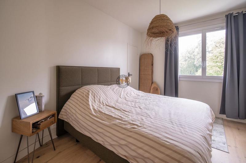 Appartement - 82 m² - 3 pièces