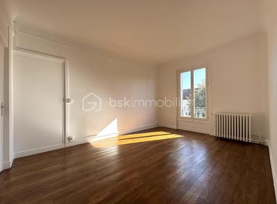 Duplex - 121 m² - 6 pièces