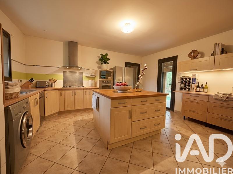 Maison - 104 m² - 4 pièces