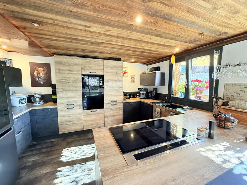 Châlet - 159 m² - 8 pièces