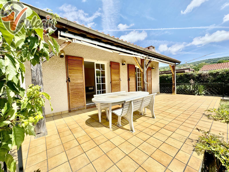 Maison - 150 m² - 5 pièces